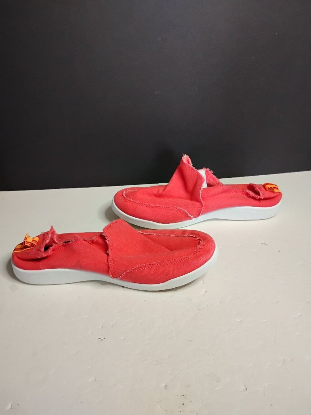 Vionic Malibu Women's Slip-on Comfort Shoes Size 9